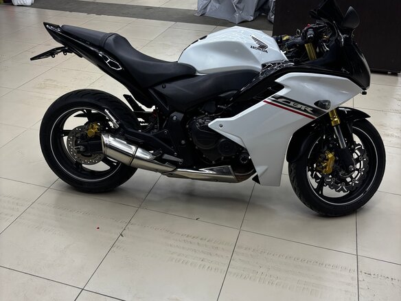 2012 Honda CBR 600F, белый, 650000 рублей - вид 2