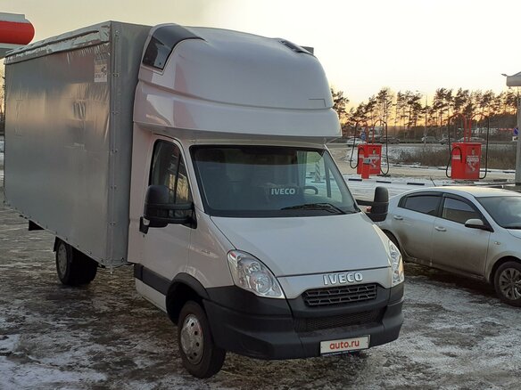 2013 Iveco Daily, белый, 3000000 рублей