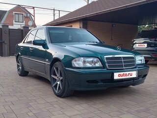 1997 Mercedes-Benz C-Класс 180 I (W202) Рестайлинг, белый, 950000 рублей, вид 4