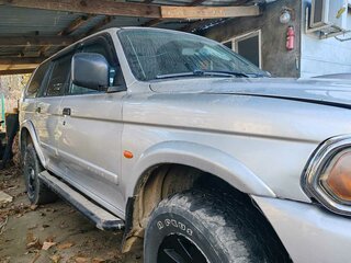 2004 Mitsubishi Pajero Sport I, серый, 580000 рублей, вид 5