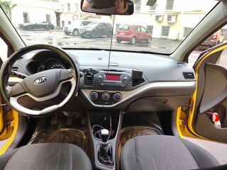 2013 Kia Picanto II, жёлтый, 820000 рублей, вид 3