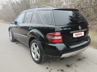 2007 Mercedes-Benz M-Класс 320 II (W164), чёрный, 1350000 рублей, вид 4