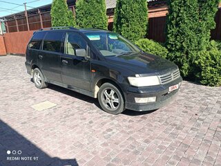 2001 Mitsubishi Chariot III, чёрный, 299999 рублей, вид 3