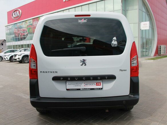 2010 Peugeot Partner II, белый - вид 6