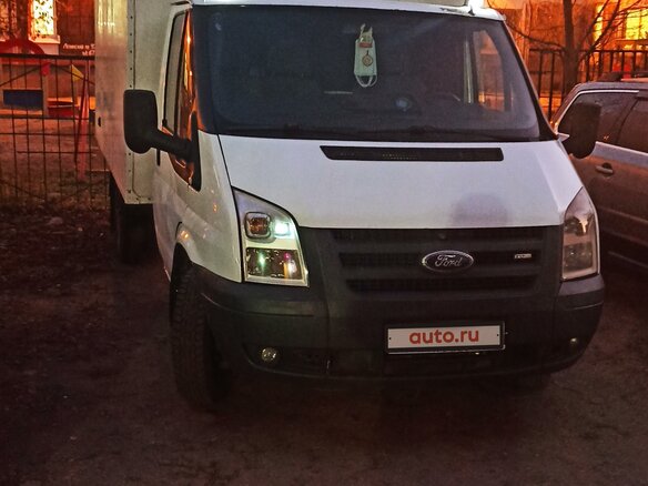 2011 Ford Transit, белый, 900000 рублей