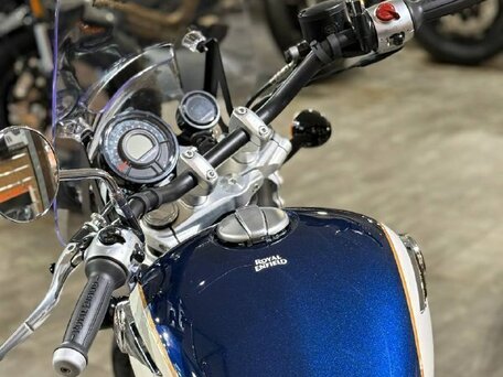 2026 Royal Enfield Super Meteor, синий, 792000 рублей, вид 4