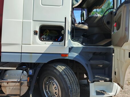 2012 DAF XF 105, белый, 2950000 рублей, вид 3