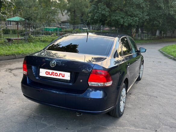 2013 Volkswagen Polo V, синий, 640000 рублей - вид 5