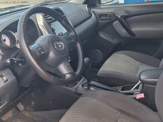 2005 Toyota RAV4 II (XA20) Рестайлинг, серебристый, 695000 рублей, вид 5
