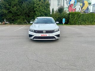 2018 Volkswagen Passat (North America and China) I Рестайлинг, белый, 1870000 рублей, вид 2