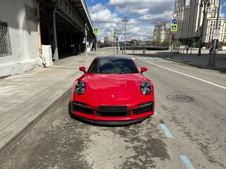 2021 Porsche 911 Turbo S VIII (992), красный, 22500000 рублей, вид 2