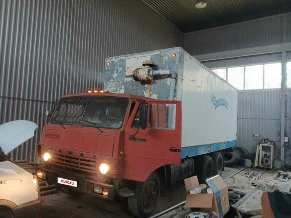 1994 КамАЗ 43253, красный, 650000 рублей - вид 1