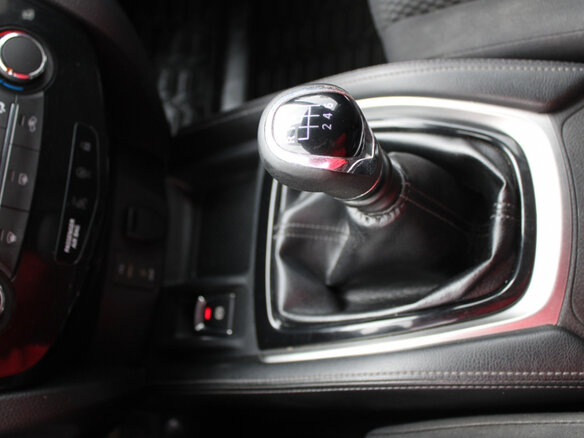 2017 Nissan Qashqai II, серебристый - вид 16