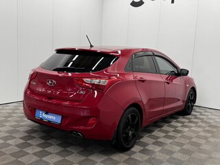 2012 Hyundai i30 II, красный, 825000 рублей, вид 5