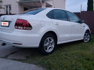 2019 Volkswagen Polo V Рестайлинг, белый, 1750000 рублей, вид 3
