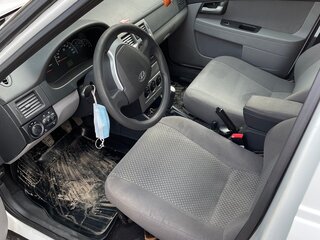 2013 Lada (ВАЗ) Priora I Рестайлинг, белый, 700000 рублей, вид 5