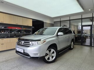 Нашли авто Toyota Highlander
