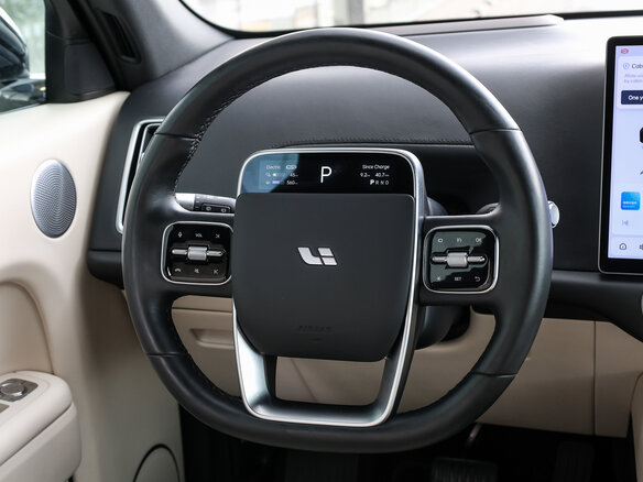 2023 Li Auto (Lixiang) L7 I, чёрный - вид 15