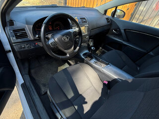 2009 Toyota Avensis III, белый, 925000 рублей, вид 5