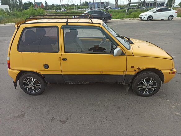 2001 Lada (ВАЗ) 1111 Ока КамАЗ, жёлтый - вид 1