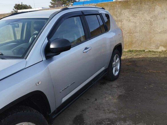 2012 Jeep Compass I Рестайлинг, серый, 1170000 рублей - вид 2