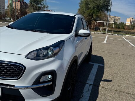 2021 Kia Sportage IV Рестайлинг, белый, 2550000 рублей, вид 2