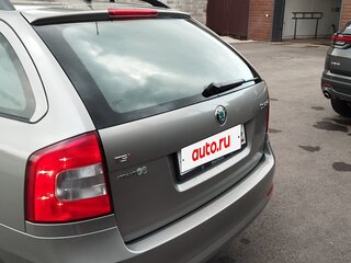 2011 Skoda Octavia II (A5) Рестайлинг, серебристый, 1150000 рублей, вид 3