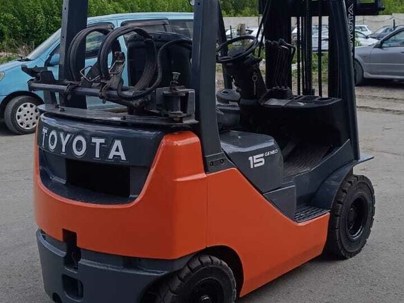 2007 Toyota 32-8FGF15, 890000 рублей - вид 1