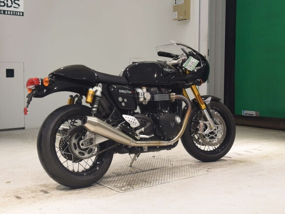 2024 Triumph Thruxton, чёрный, 1400000 рублей - вид 4