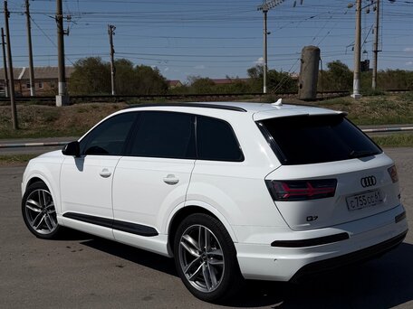 2018 Audi Q7 II (4M), белый, 5100000 рублей, вид 2