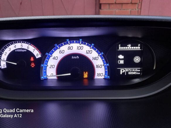 2016 Suzuki Solio MHEV III, красный, 900000 рублей - вид 2