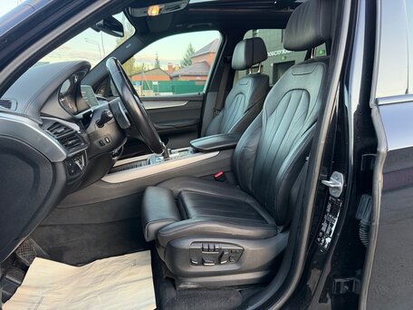 2017 BMW X5 40d III (F15), чёрный, 3590000 рублей, вид 4