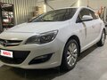 2014 Opel Astra J Рестайлинг, белый, 850000 рублей