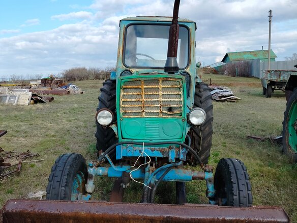 1986 ЮМЗ 6, 300000 рублей - вид 1