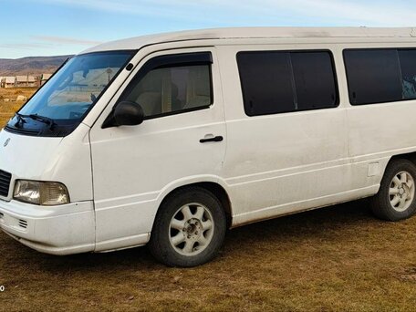 1998 SsangYong Istana, белый, 250000 рублей, вид 1
