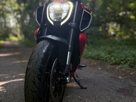2023 Ducati Diavel V4, красный, 2370000 рублей, вид 2