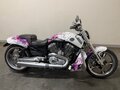 2011 Harley-Davidson V-Rod Muscle, розовый, 1300000 рублей