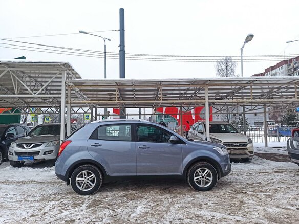2011 SsangYong Actyon II, серый - вид 3