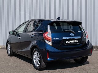 2018 Toyota Aqua I Рестайлинг 2, синий, 1245000 рублей, вид 2