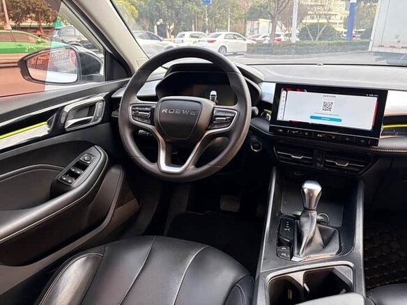 2023 Roewe i5 I Рестайлинг, белый, 1200000 рублей - вид 9