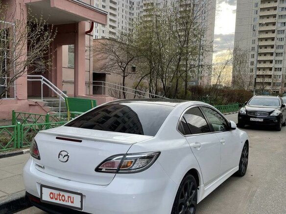 2011 Mazda 6 II (GH) Рестайлинг, белый - вид 4