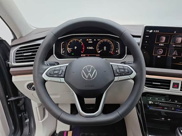2023 Volkswagen Tayron I Рестайлинг, серый - вид 10