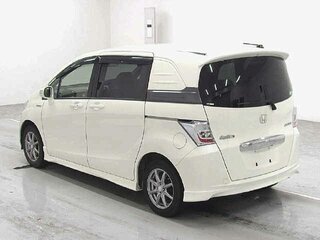 2011 Honda Freed I Рестайлинг, белый, 1094000 рублей, вид 4