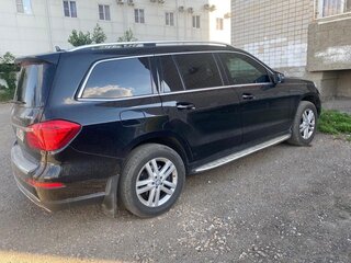 2013 Mercedes-Benz GL-Класс 500 II (X166), чёрный, 3000000 рублей, вид 2