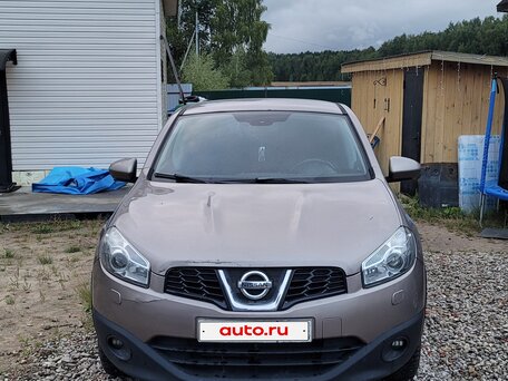 2010 Nissan Qashqai I Рестайлинг, коричневый, 750000 рублей, вид 1