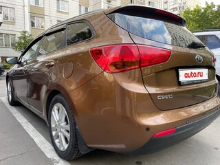 2017 Kia Ceed II Рестайлинг, коричневый, 1450000 рублей, вид 3