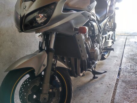 2003 Yamaha FZ1, серый, 400000 рублей, вид 1