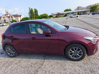 2018 Mazda Demio IV (DJ), пурпурный, 1500000 рублей, вид 2