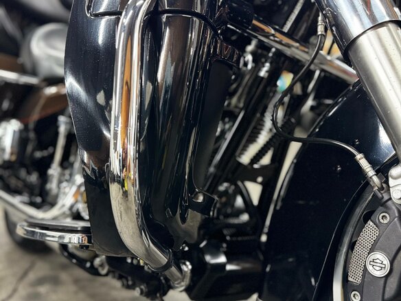 2013 Harley-Davidson Electra Glide, коричневый, 1120000 рублей - вид 32