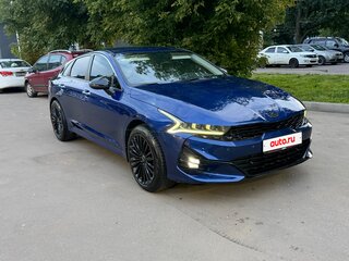 2020 Kia K5 III, синий, 2500000 рублей, вид 3